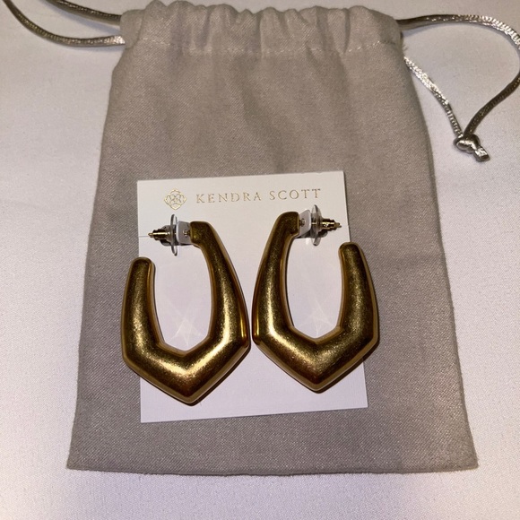 Earrings - Picture 1 of 1